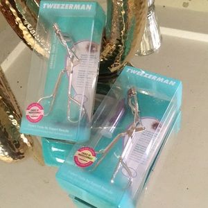 Tweezerman Eyelash Curler- Makeup